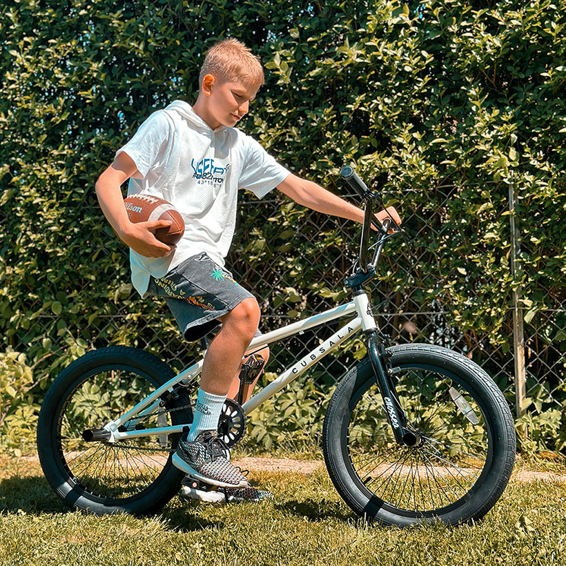●Ballaz Clicc Glerc 12 Inch Little Kids Bike BMX Style Bicycle with
